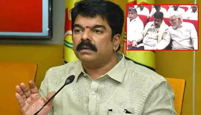 వాళ్లకు లేని వివరణలు.. నన్నెందుకు అడుగుతున్నారు : బోండా ఉమ అసహనం వాళ్లకు లేని వివరణలు.. నన్నెందుకు అడుగుతున్నారు : బోండా ఉమ అసహనం