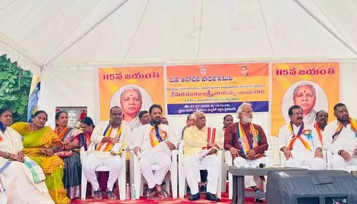 స్టీల్ బ్రిడ్జ్కు ఆమె పేరు పెట్టాలి : జంగం మధుకర్ రెడ్డి స్టీల్ బ్రిడ్జ్కు ఆమె పేరు పెట్టాలి : జంగం మధుకర్ రెడ్డి