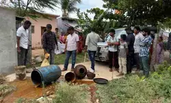 భారీగా నాటు సారా దాడులు