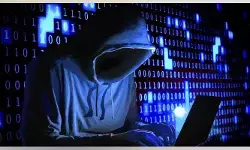 యూట్యూబ్ ప్రకటన నమ్మి రూ.72.69 లక్షల టోపీ..