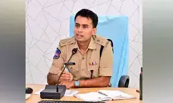 ఉద్యోగాల పేరుతో రూ.70 లక్షల టోకరా..!