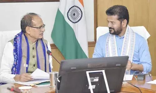 కేంద్ర మంత్రి శివరాజ్ సింగ్ చౌహాన్‌తో భేటీ.. సీఎం రేవంత్ రెడ్డి కీలక ప్రతిపాదనలు