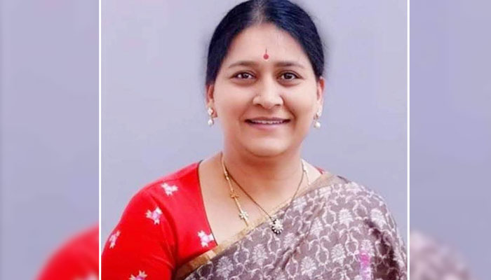 MP Malothu kavitha