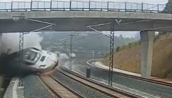huge train accident